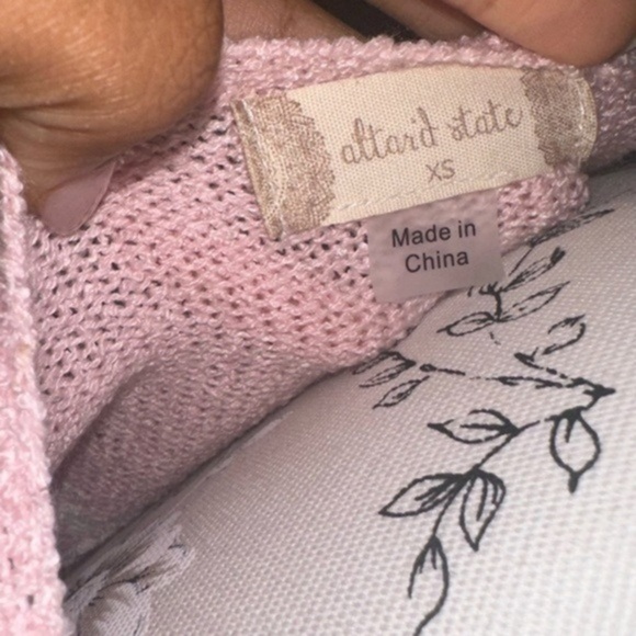 Great condition oversized sweater size XS - Picture 5 of 7